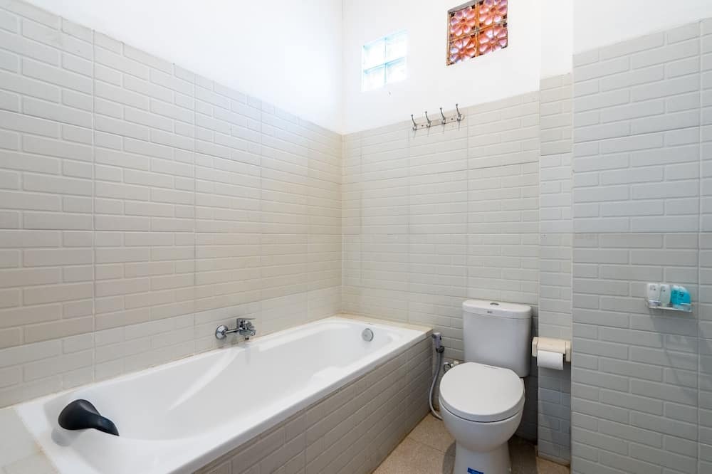 Photo of Bathroom in Saba