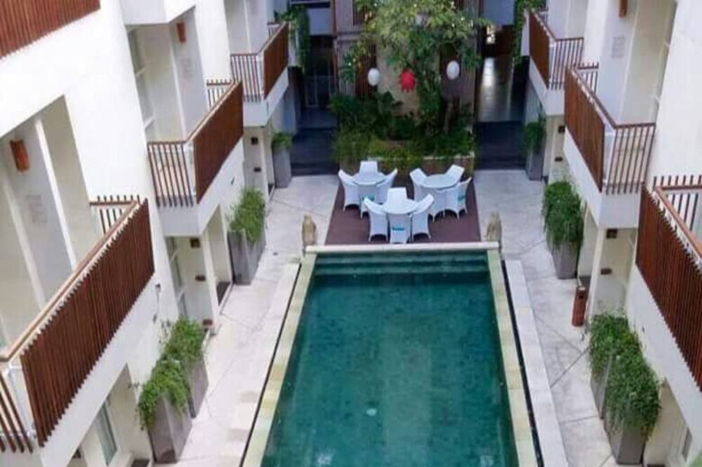 Photo of Outdoor in Sunset Road