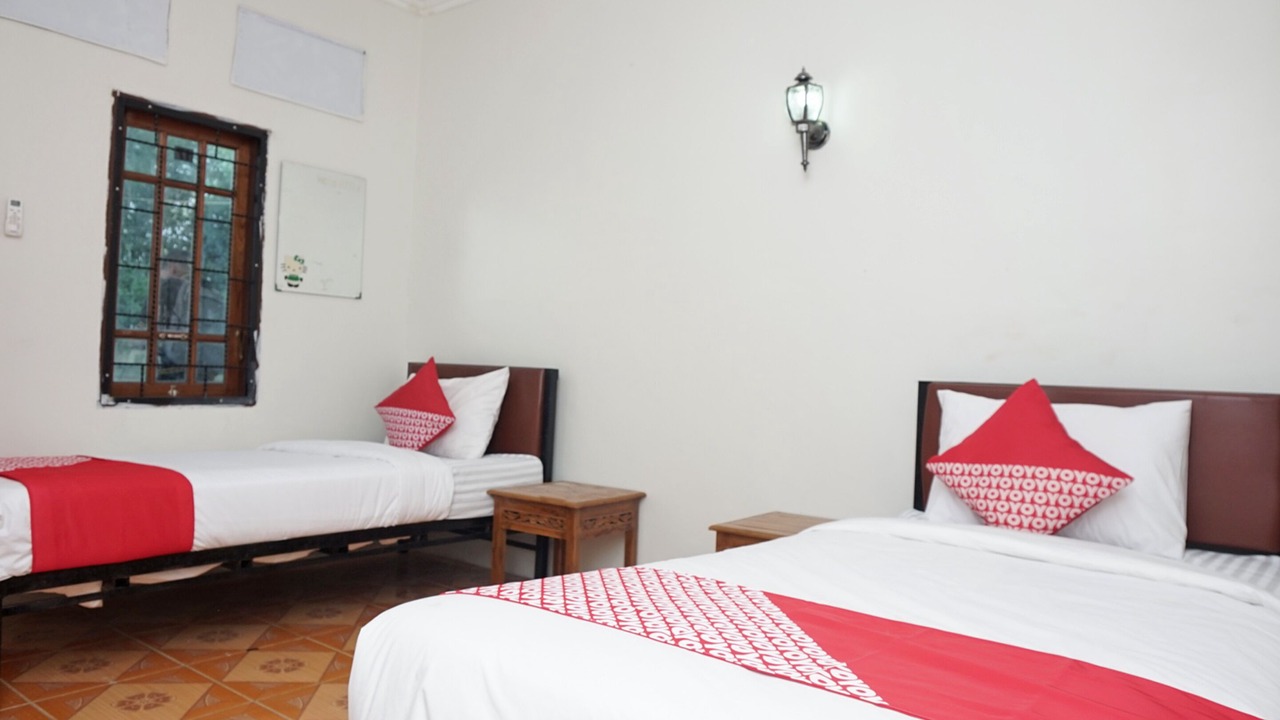 Photo of Bedroom in Babul Makmur