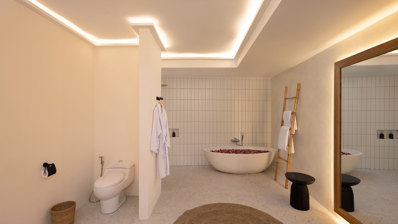 Photo of Bathroom in Sunset Road