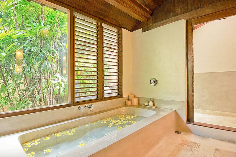 Photo of Bathroom in Nakula