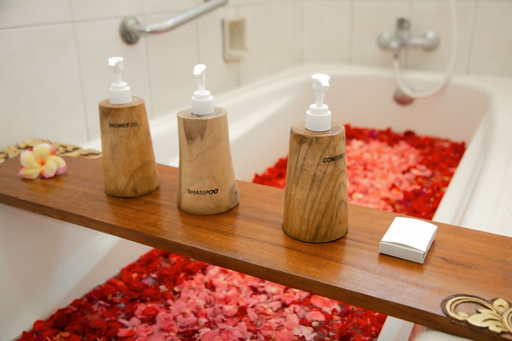 Photo of Bathroom in Kaliasem
