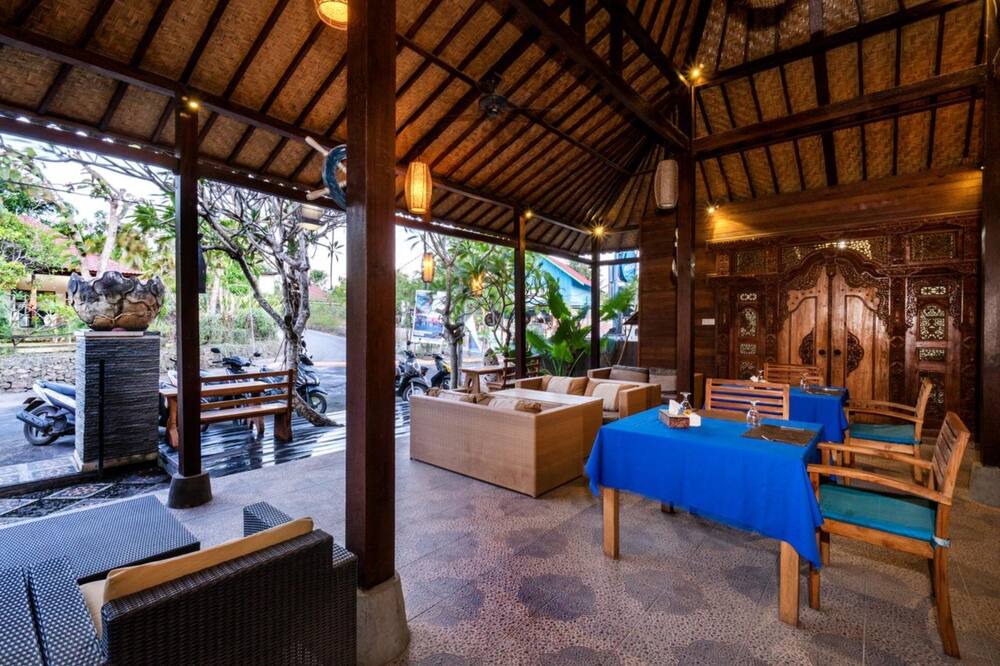 Photo of Livingroom in Mushroom Bay