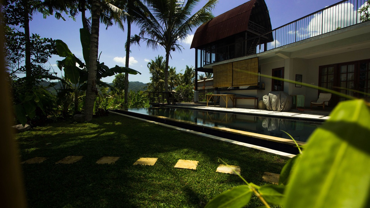 Photo of Outdoor in Selat