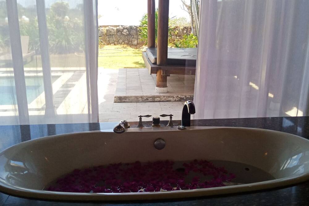 Photo of Bathroom in Kampial