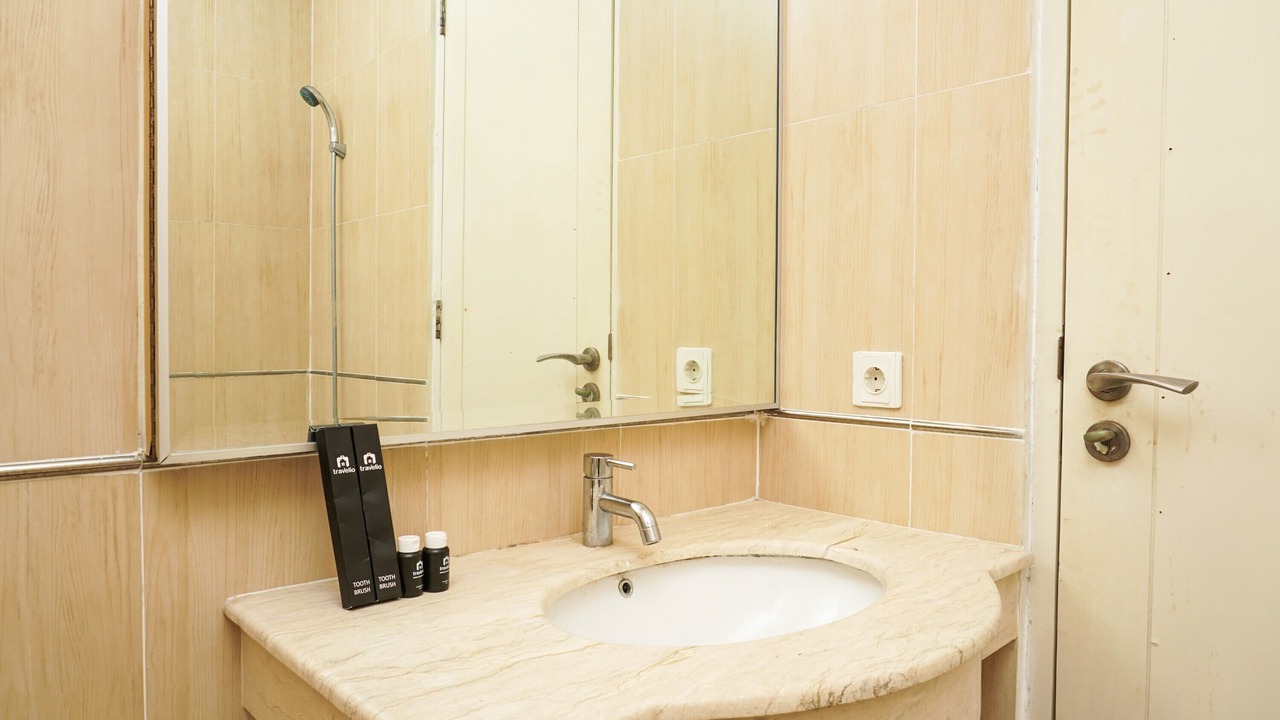 Photo of Bathroom in Senayan