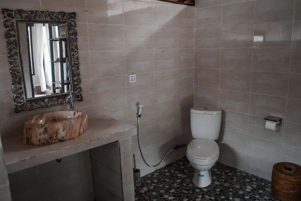 Photo of Bathroom in Selat