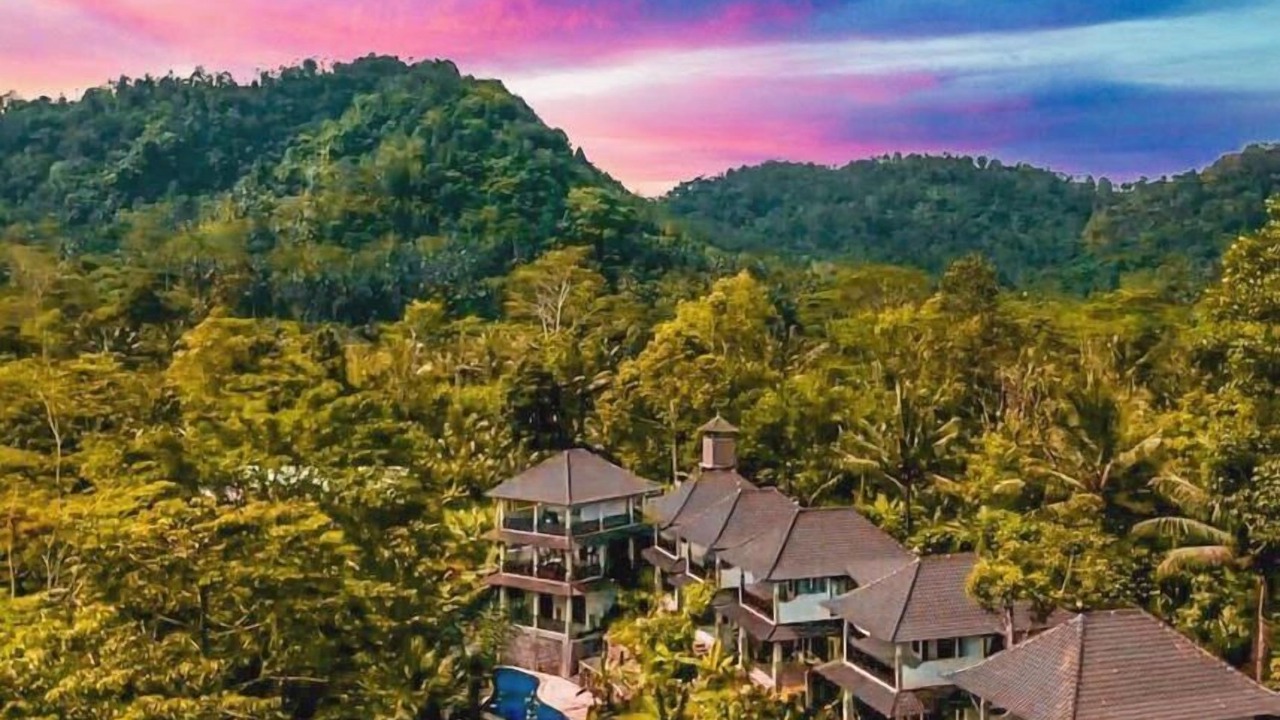Photo of Outdoor in Selat