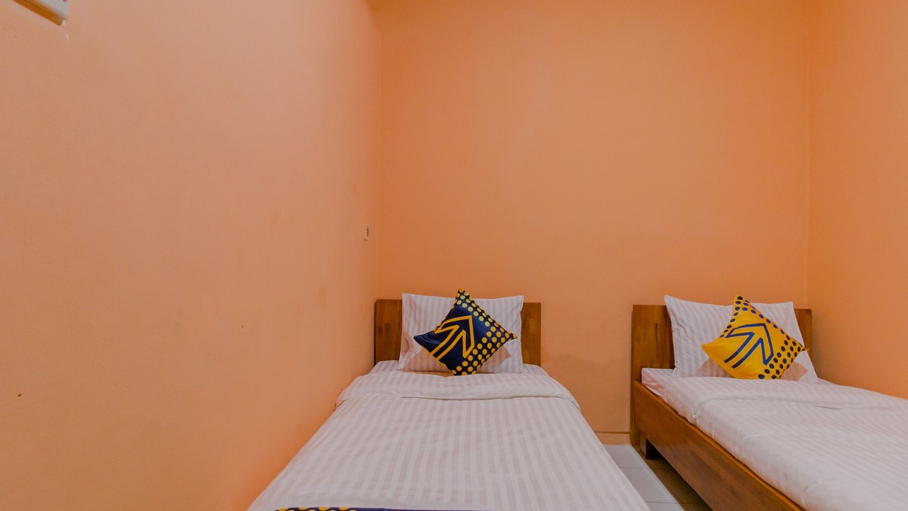 Photo of Bedroom in Tjihadak