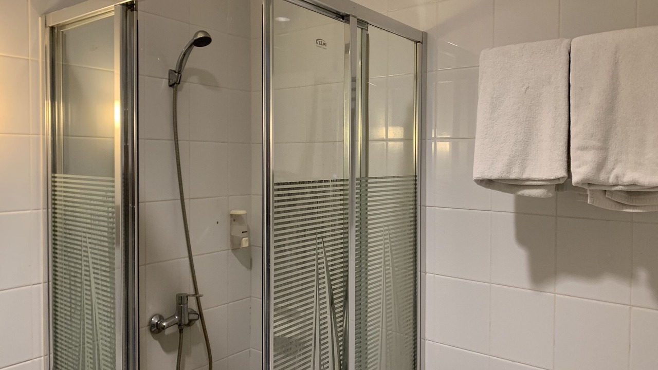 Photo of Bathroom in Chinatown