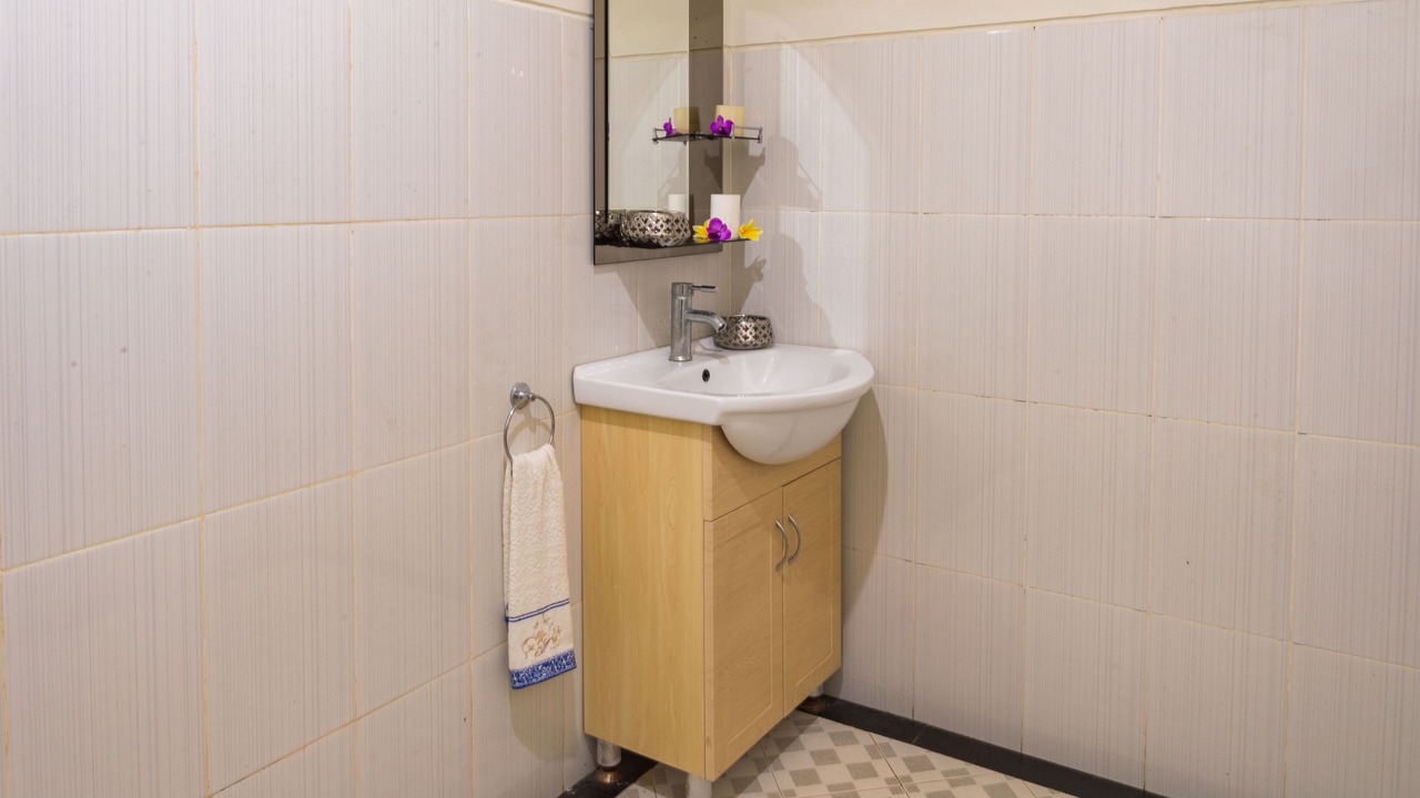 Photo of Bathroom in Singapadu Tengah