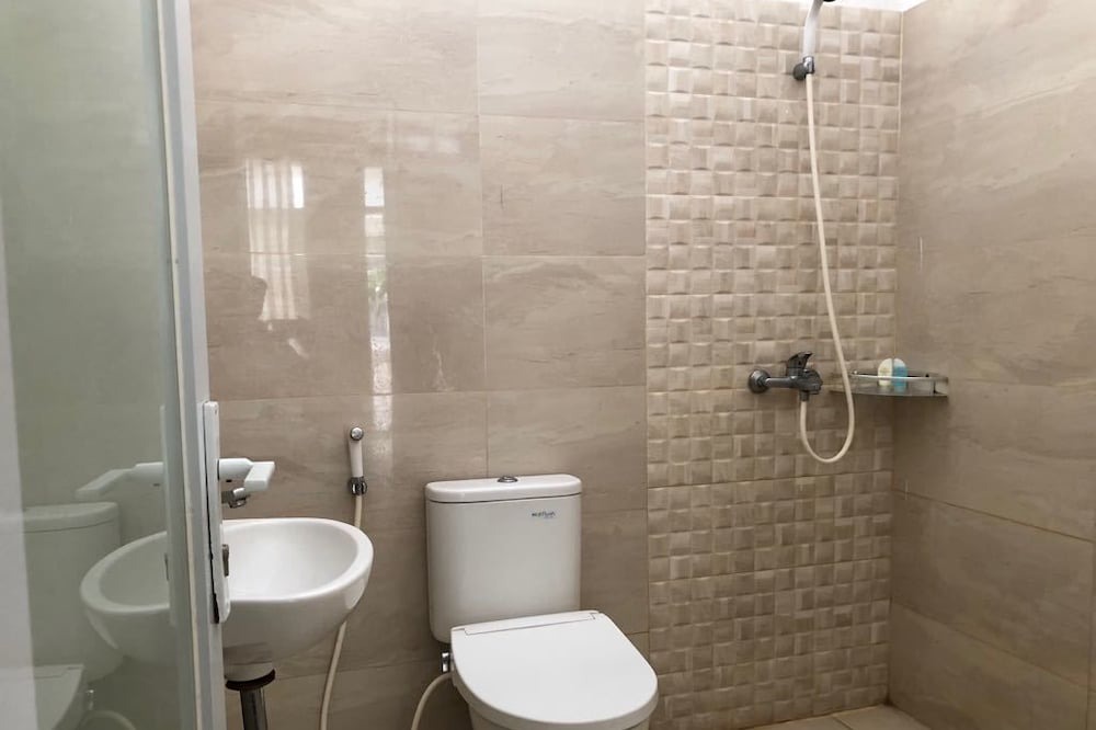 Photo of Bathroom in Malabar
