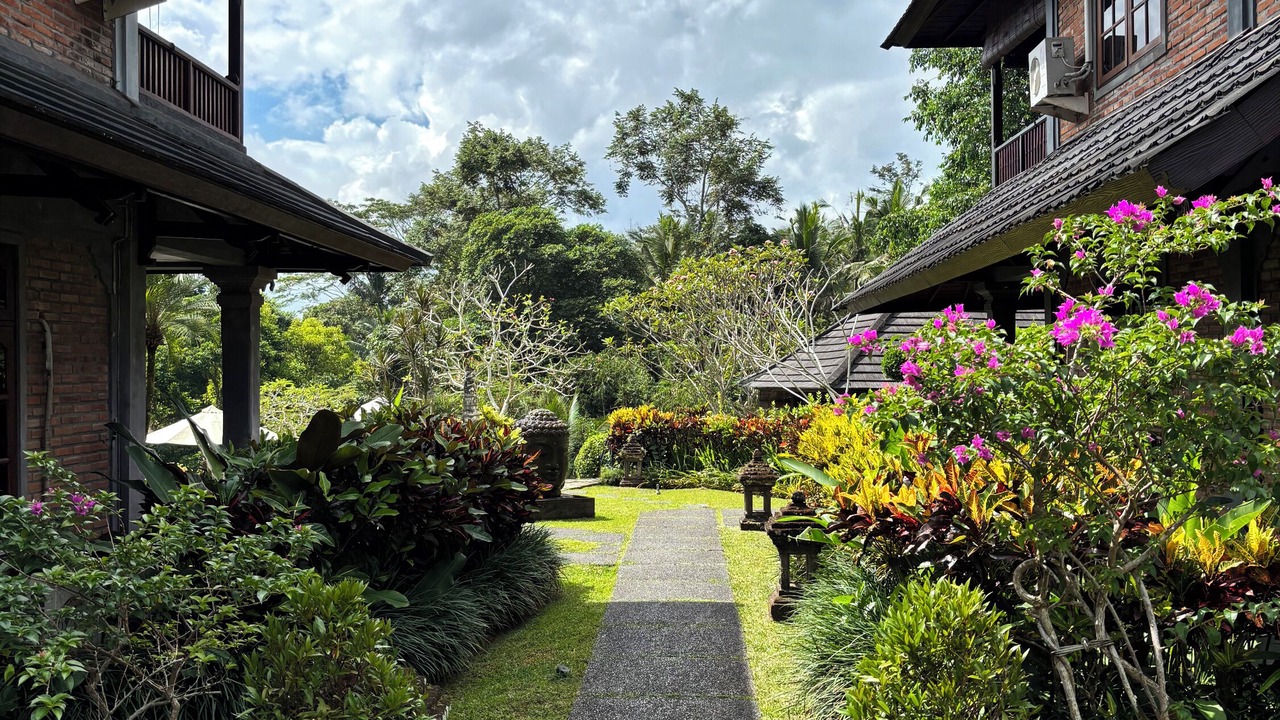 Photo of Outdoor in Kedewatan