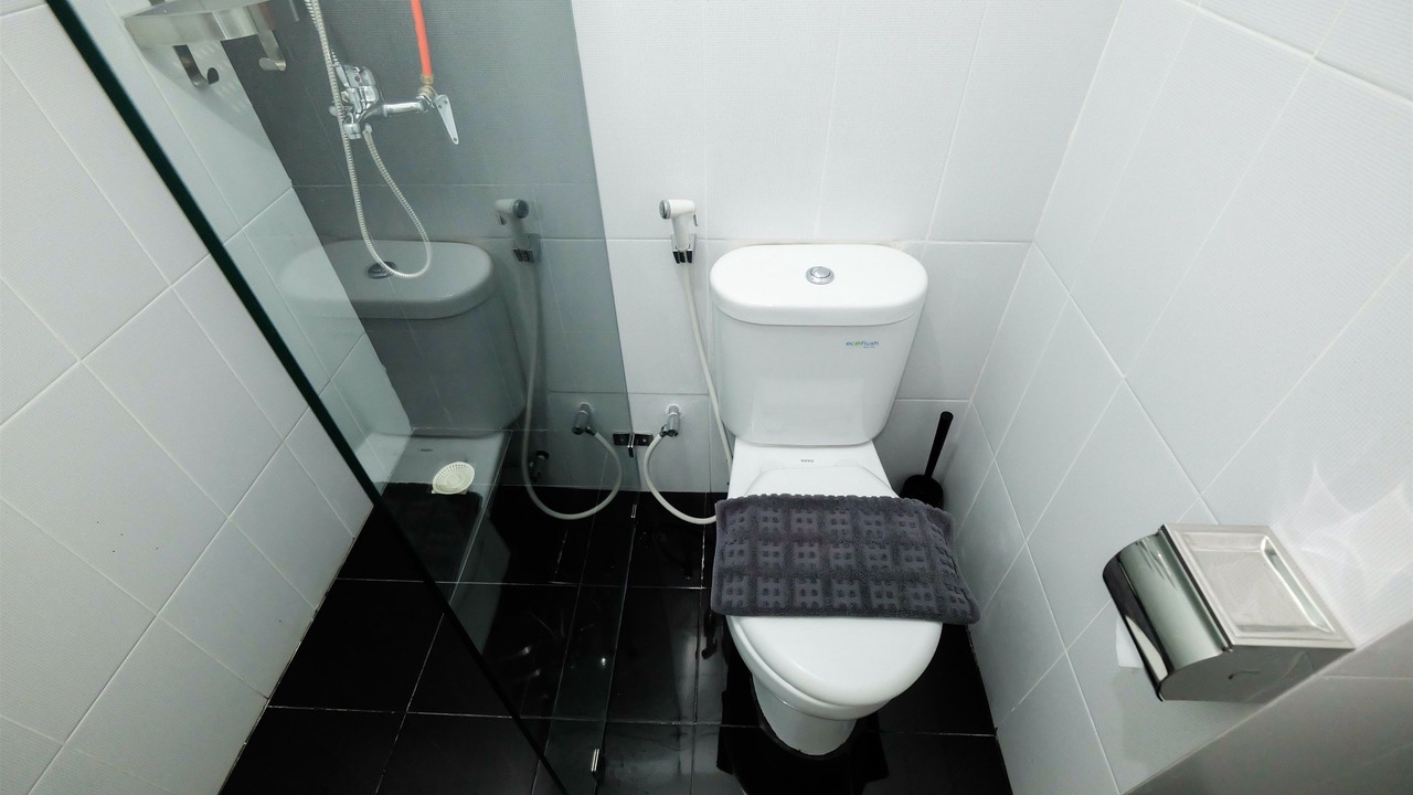 Photo of Bathroom in Jatinegara
