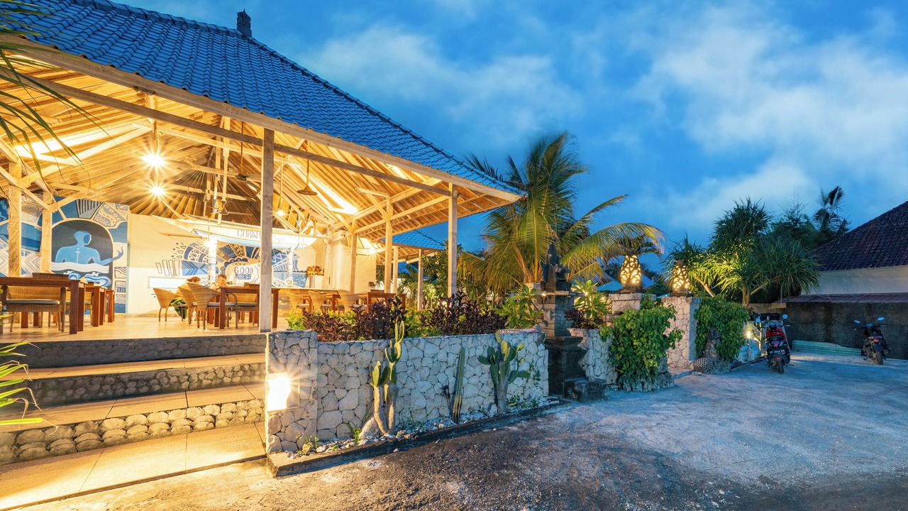 Photo of Outdoor in Mushroom Bay