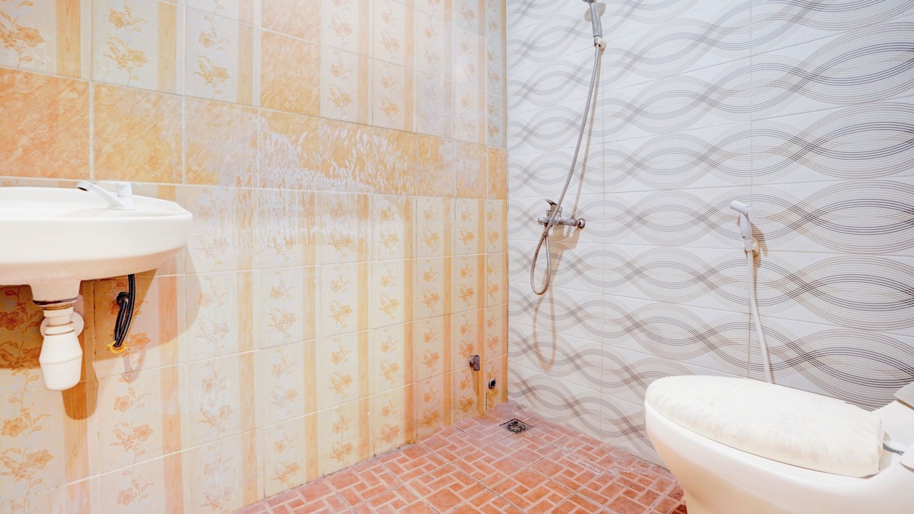 Photo of Bathroom in Surabaya