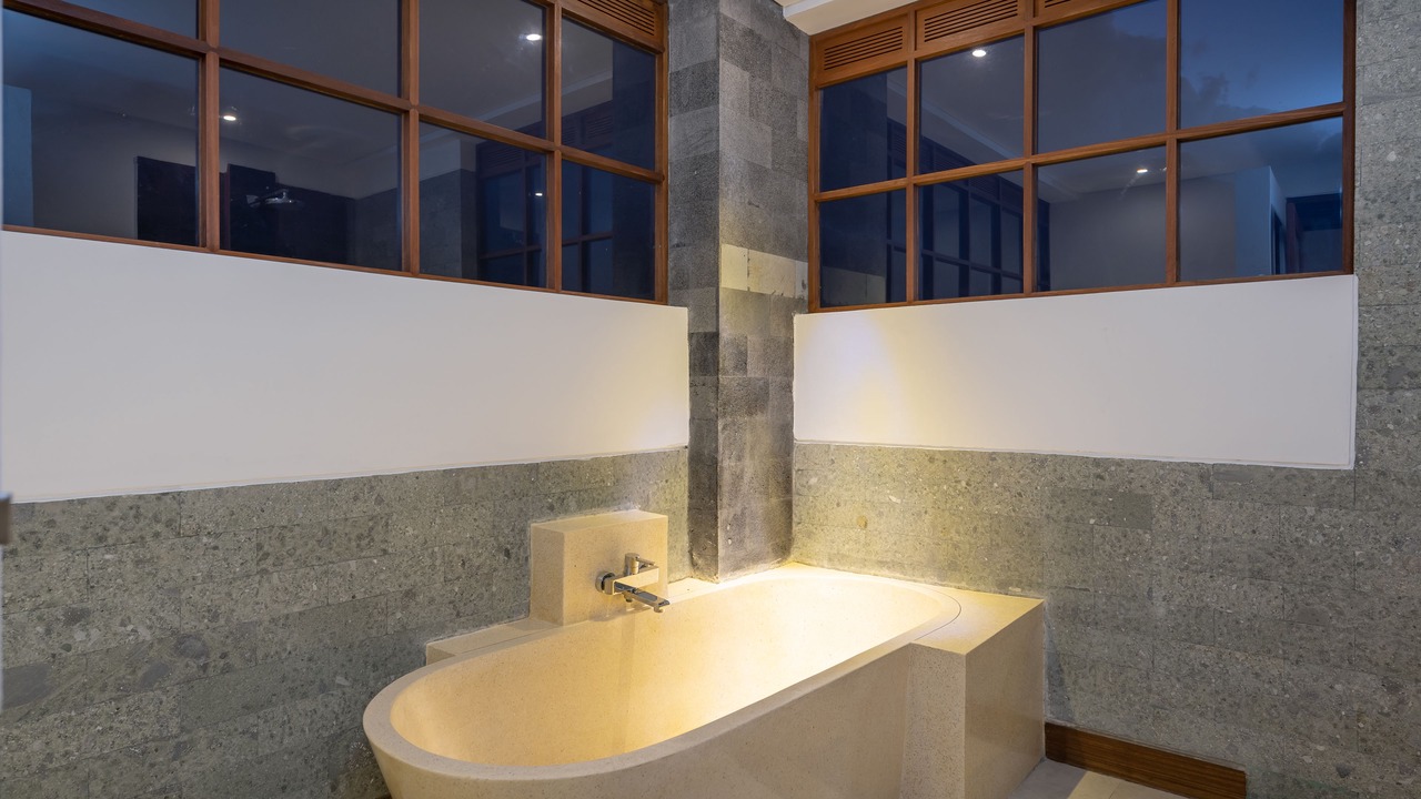 Photo of Bathroom in Kedewatan