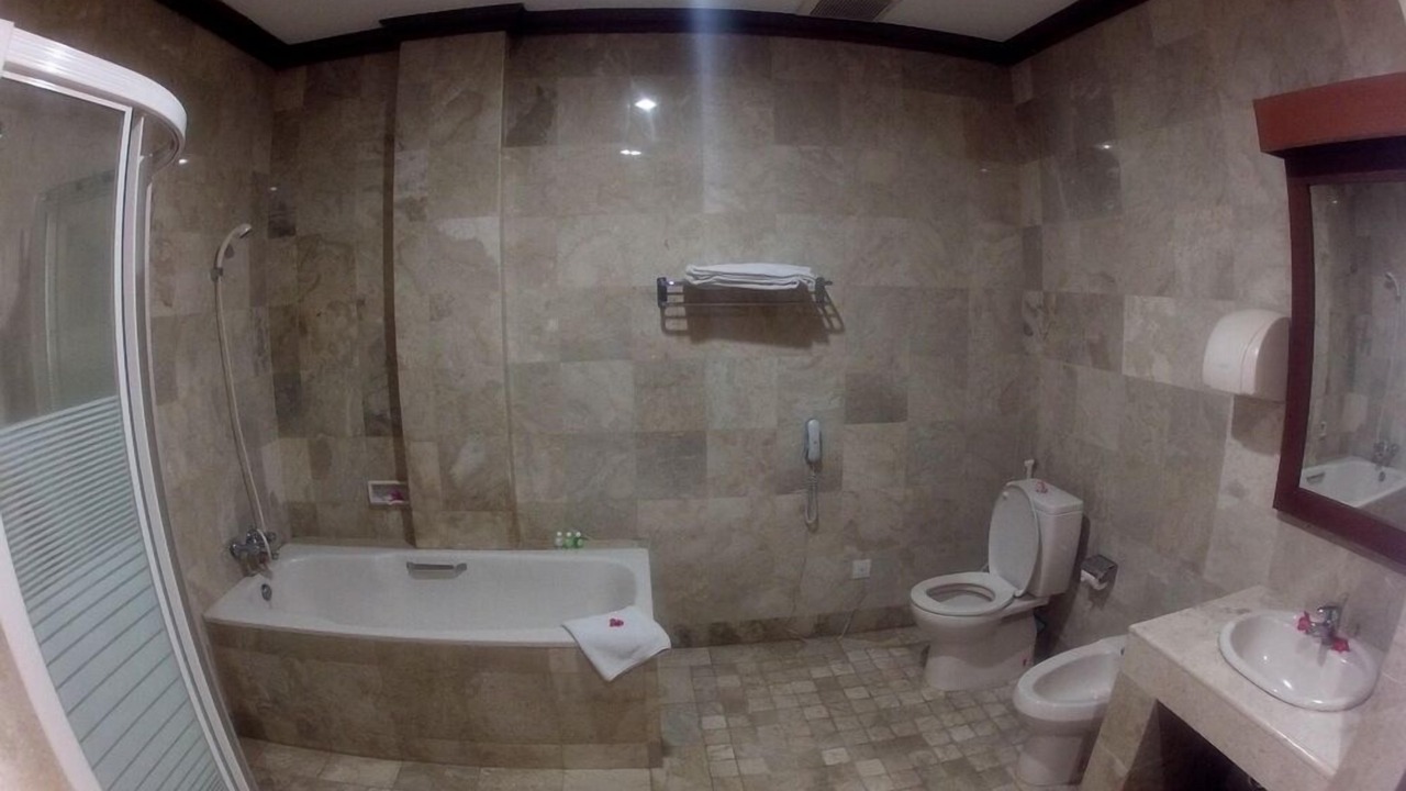 Photo of Bathroom in Kampial