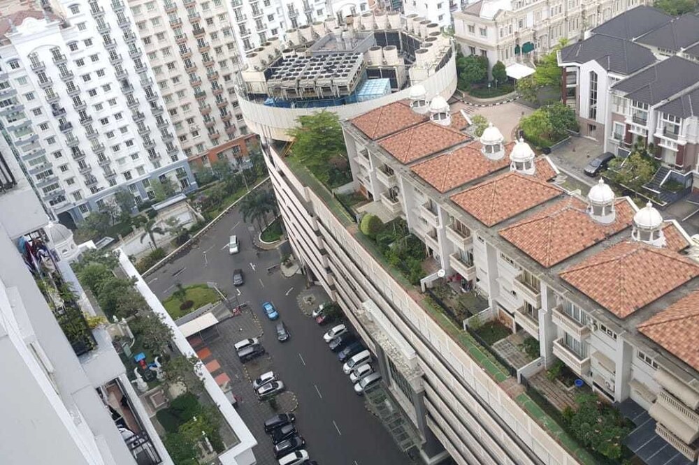 Photo of Patio Balcony in Kelapa Gading Barat