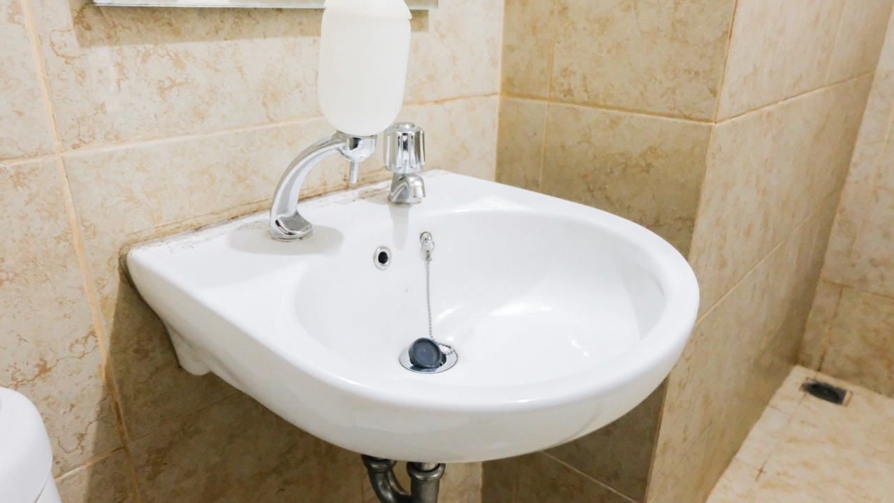 Photo of Bathroom in Panunggangan Utara