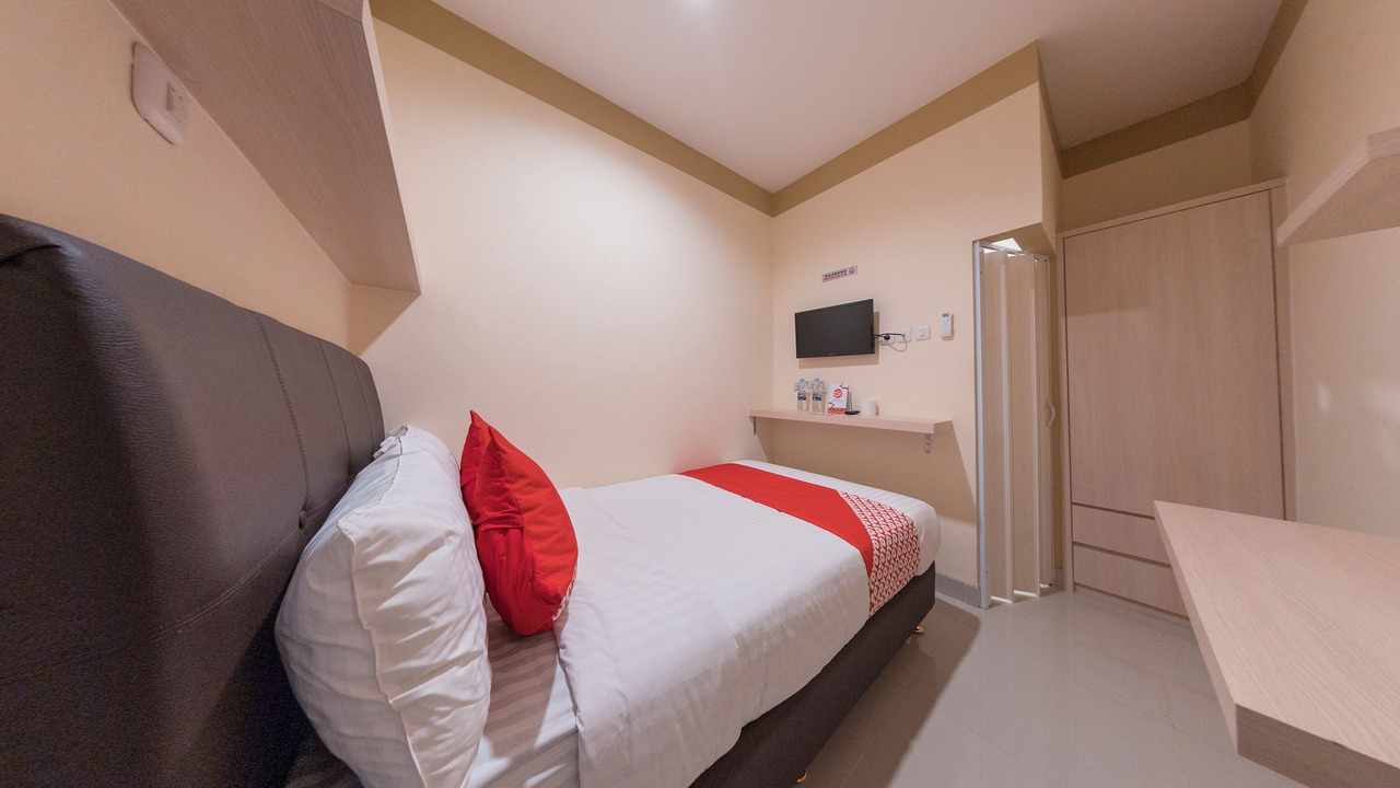 Photo of Bedroom in Old Jakarta