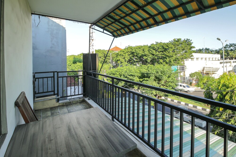 Photo of Patio Balcony in Tuban