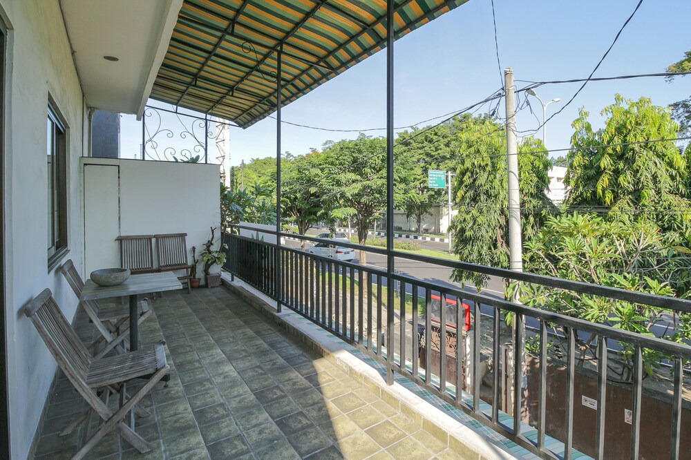 Photo of Patio Balcony in Tuban