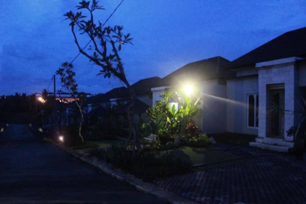 Photo of Outdoor in East Selemadeg