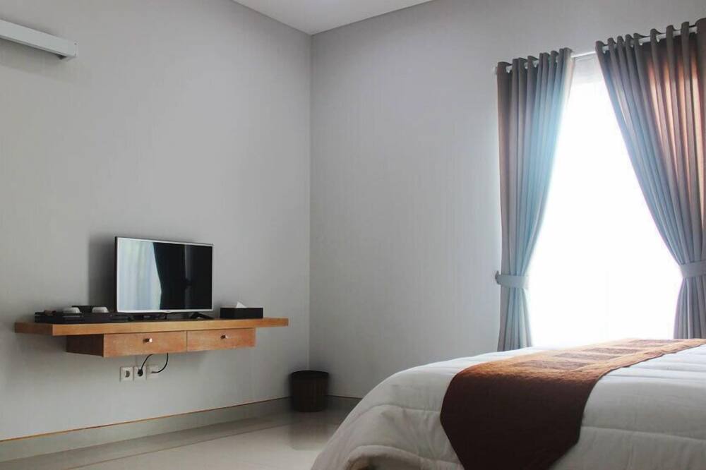 Photo of Bedroom in East Selemadeg