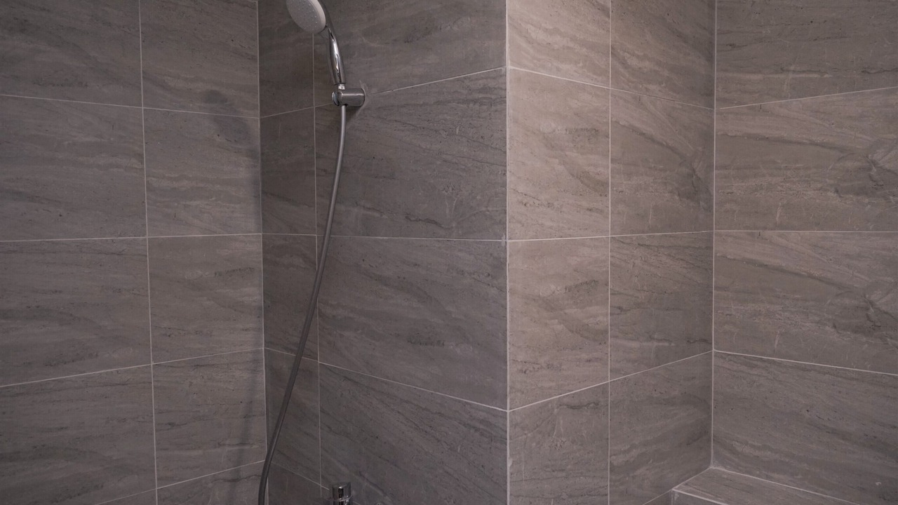 Photo of Bathroom in Panunggangan Utara