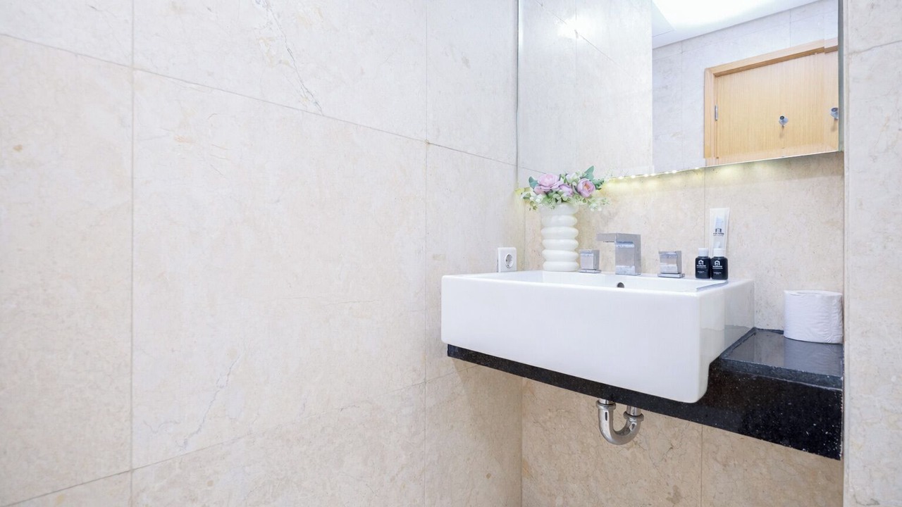 Photo of Bathroom in Central Jakarta