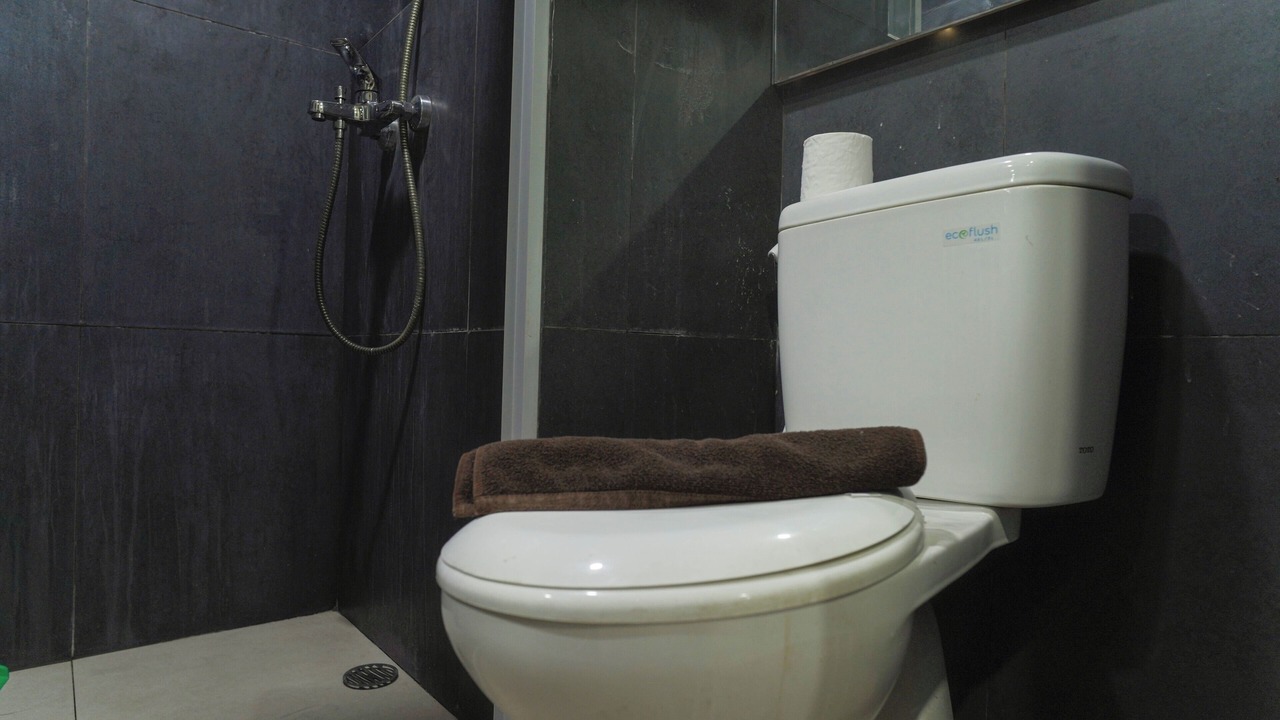 Photo of Bathroom in Muarakarang