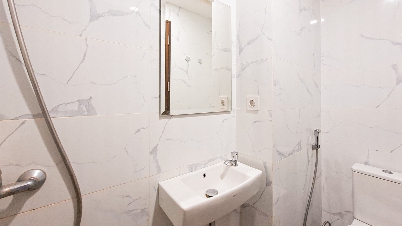 Photo of Bathroom in Panunggangan Utara