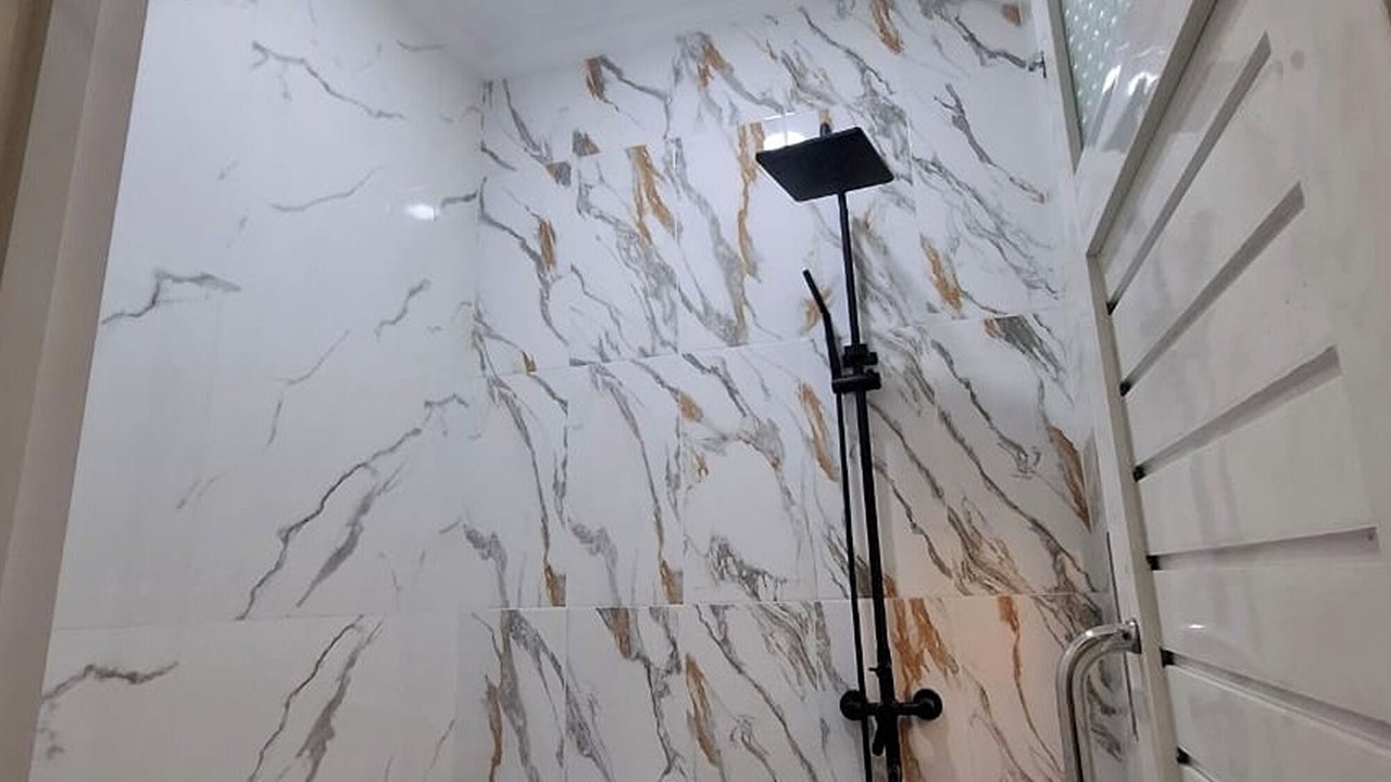 Photo of Bathroom in Palu