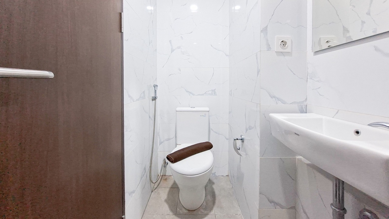 Photo of Bathroom in Panunggangan Utara