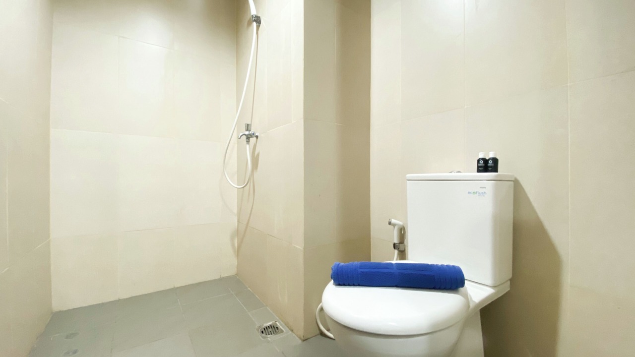 Photo of Bathroom in Duren Sawit