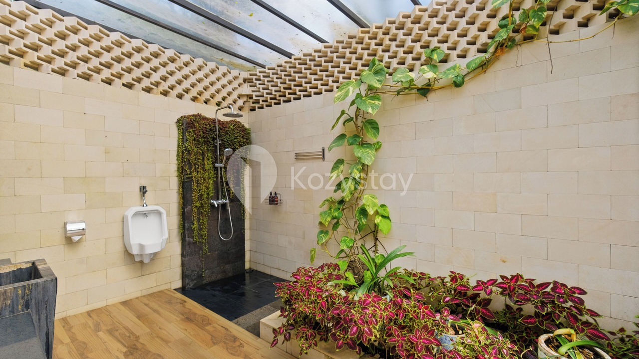 Photo of Bathroom in Ciburial
