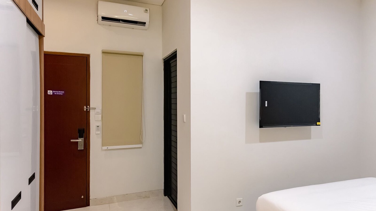Photo of Bathroom in West Semarang