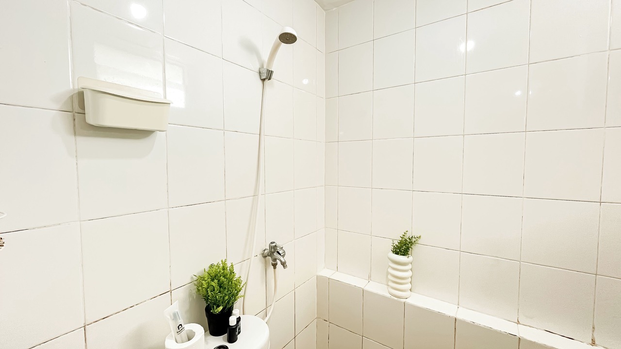 Photo of Bathroom in Jatinegara