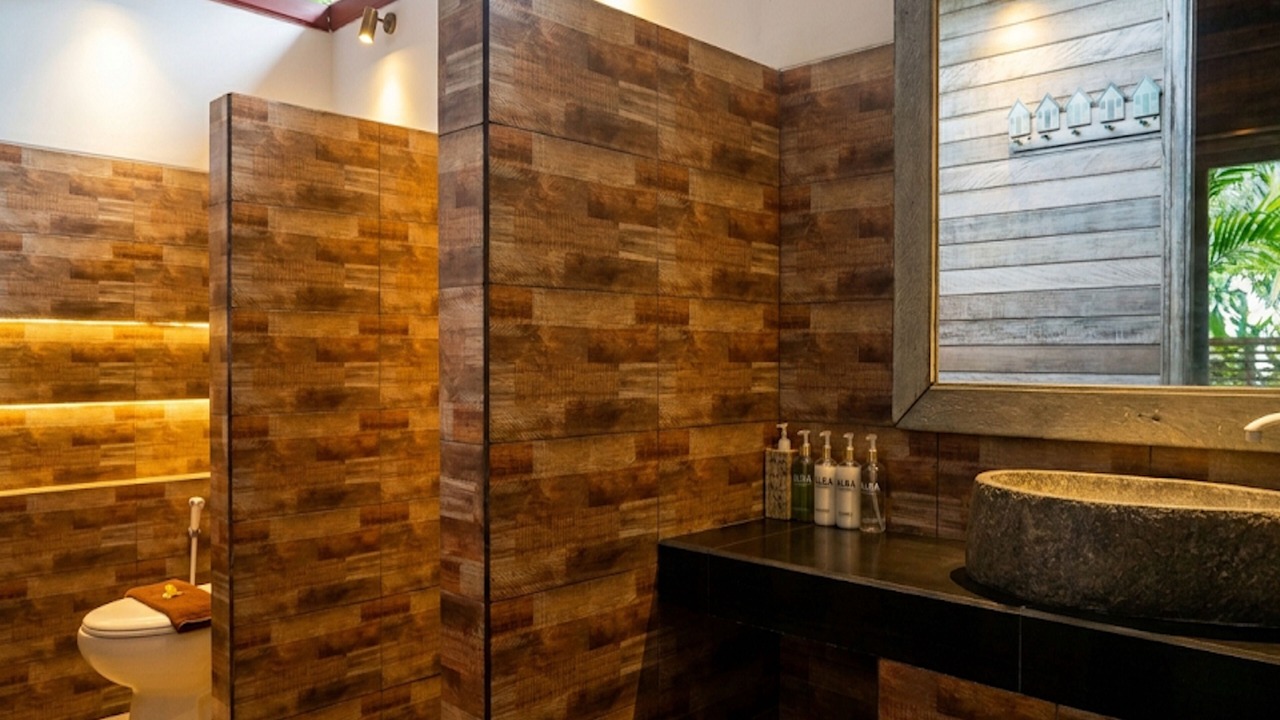 Photo of Bathroom in Mushroom Bay