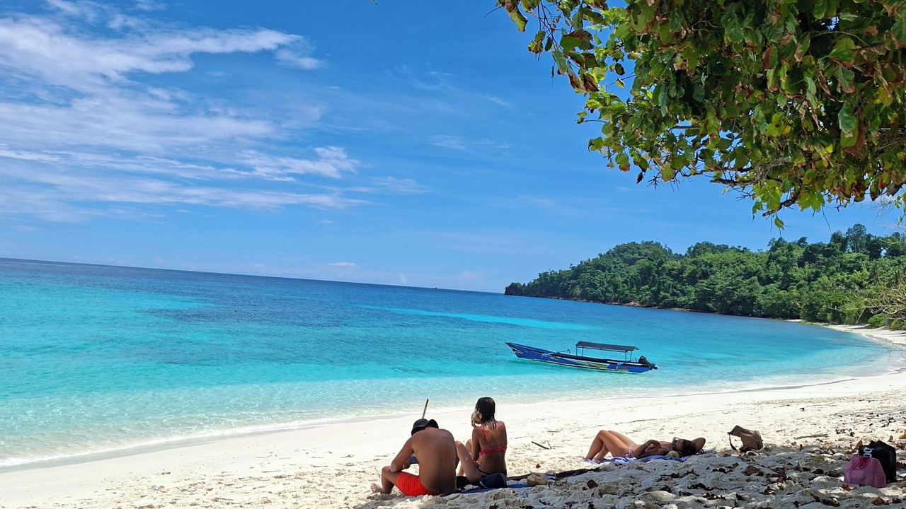 Photo of Others in Banggai