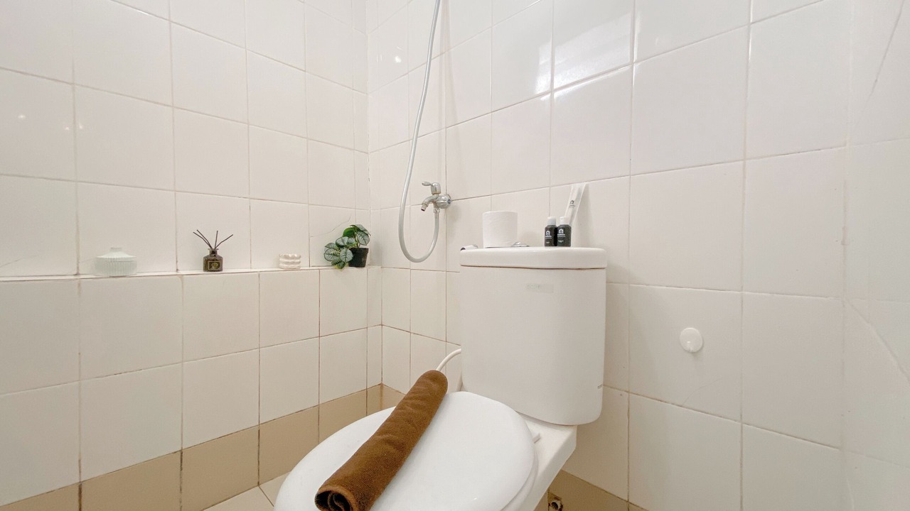 Photo of Bathroom in Jatinegara