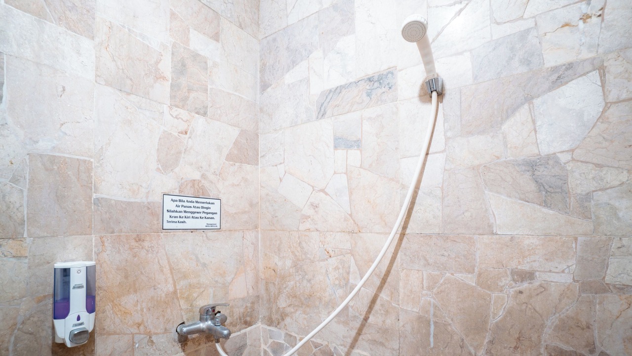 Photo of Bathroom in Malabar