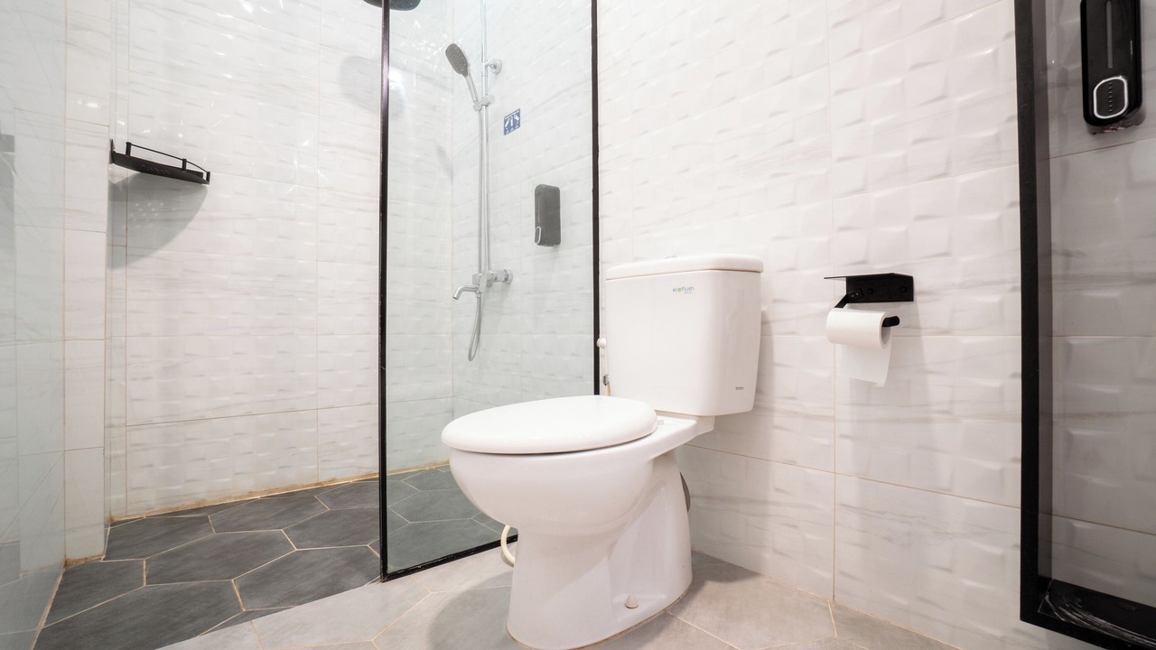Photo of Bathroom in Malabar