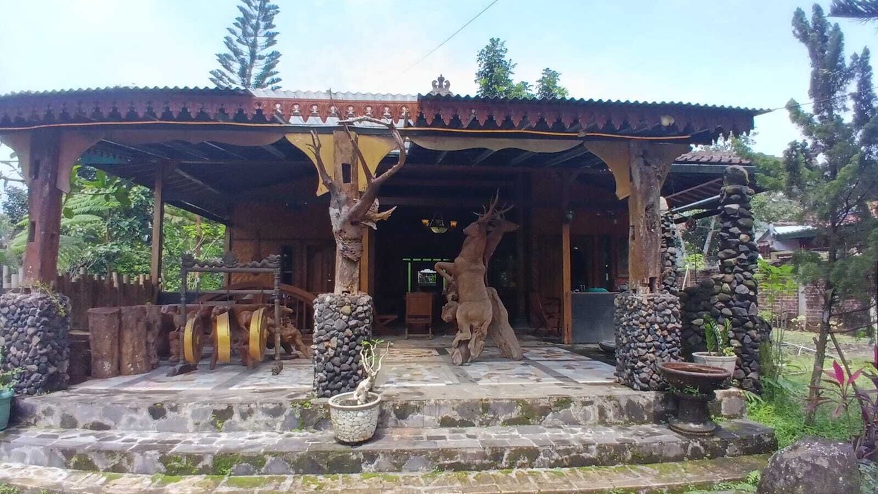 Photo of Outdoor in Pakem