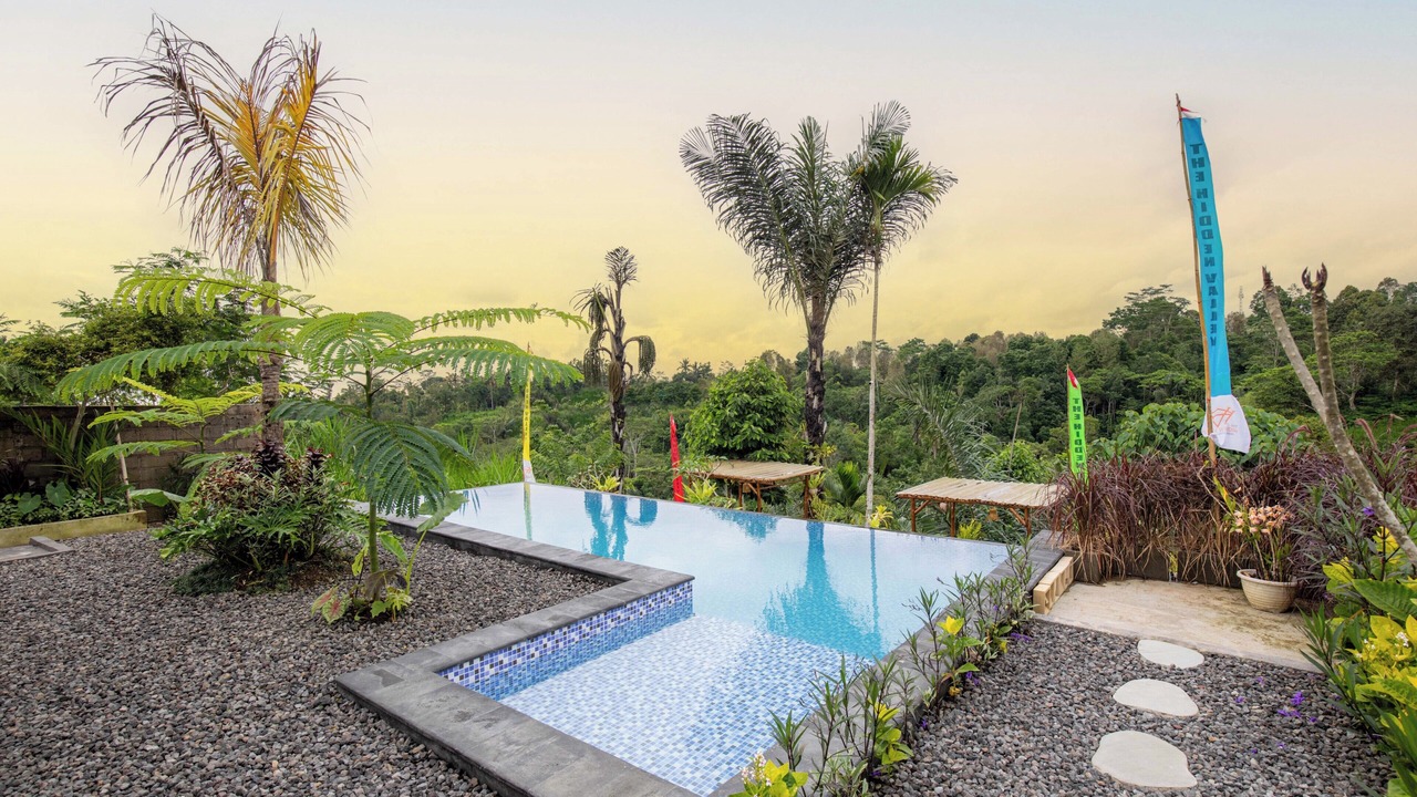Photo of Outdoor in Rendang