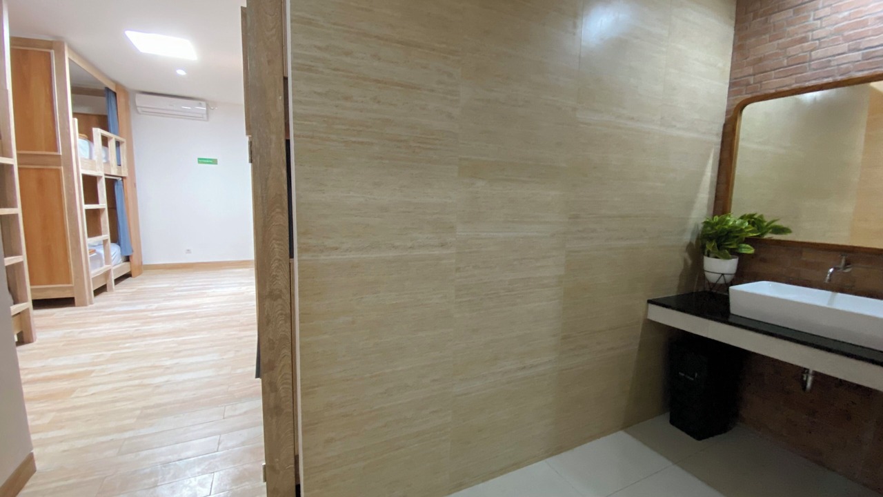 Photo of Bathroom in Legian City-Centre