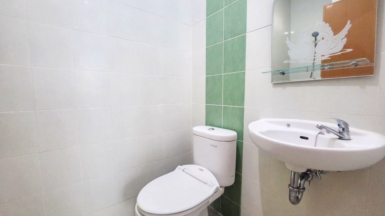 Photo of Bathroom in Curug