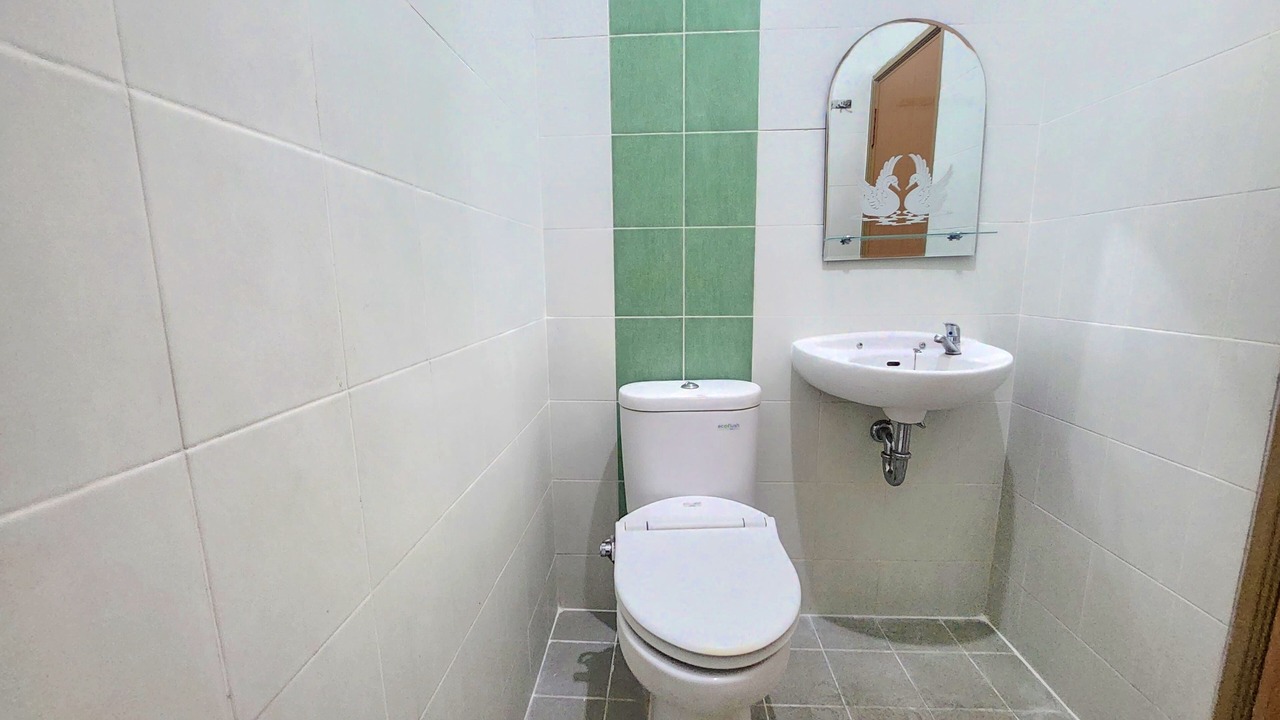 Photo of Bathroom in Curug