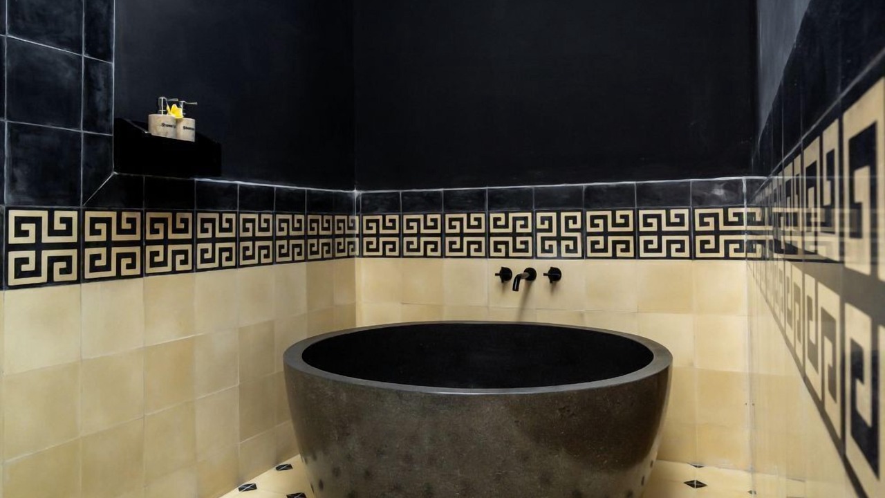Photo of Bathroom in Uluwatu